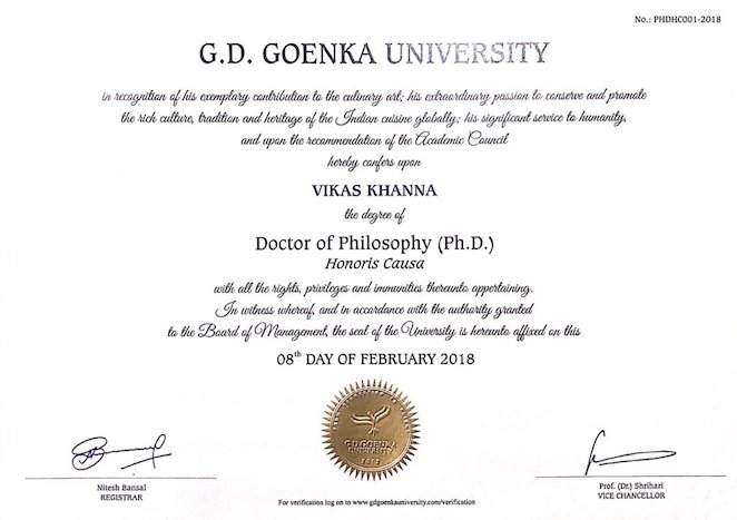 Certification of Appreciation is presented to G D Goenka University
