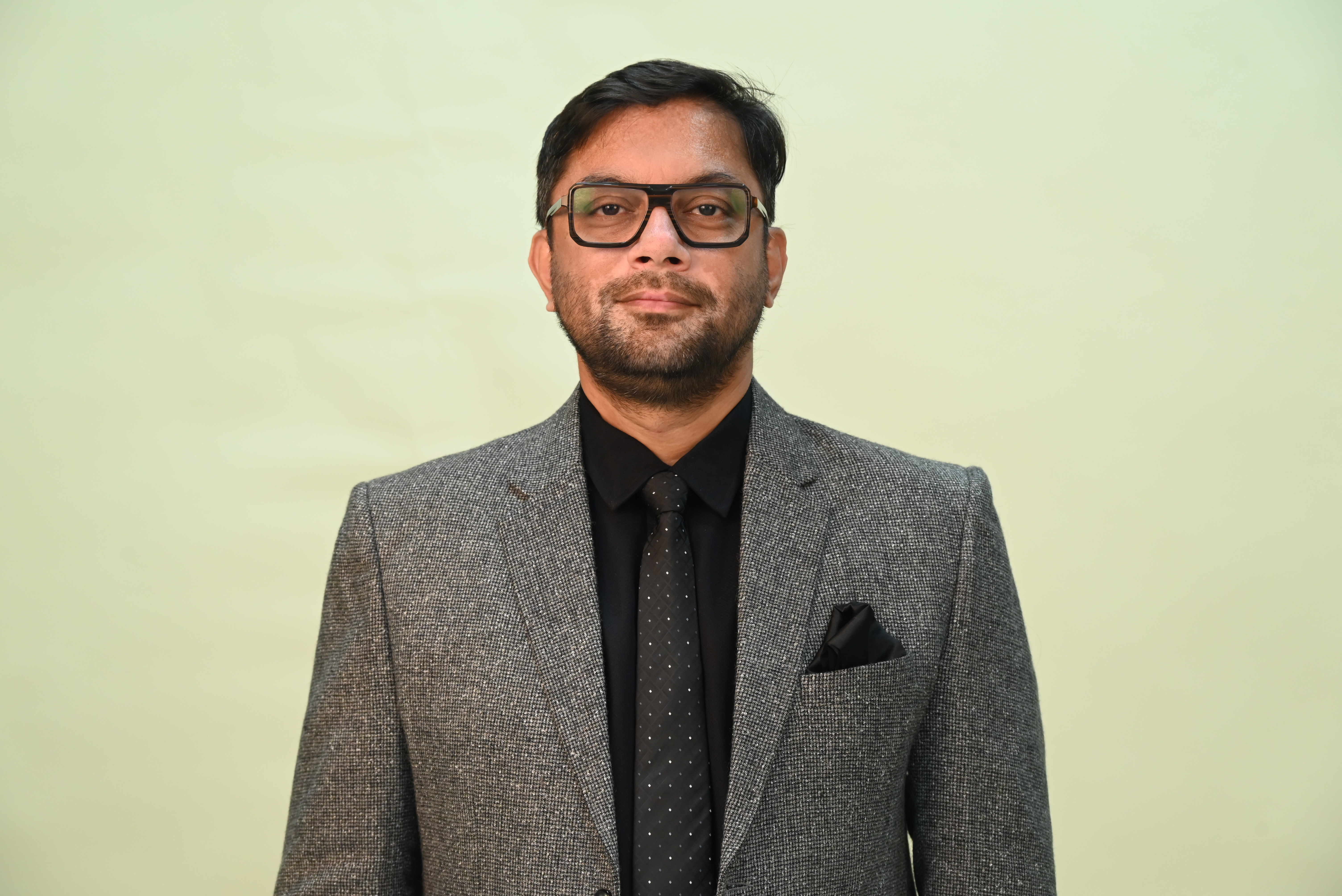 Mr. Vishal Prabhakar